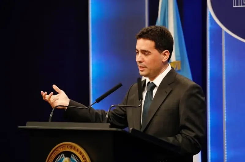 El Gobierno confía en que habrá recuperación salarial: cuándo inician los indicadores positivos