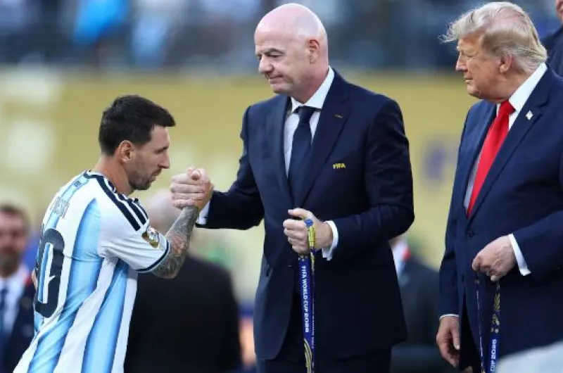 Gianni Infantino elogió a la Selección argentina tras el Mundial: "Un espíritu de lucha inspirador"