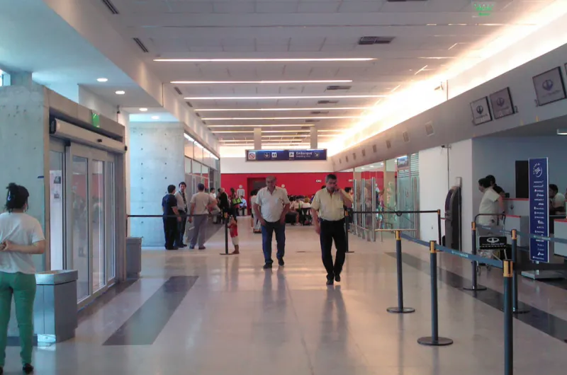 Se levantó el paro en Santiago, Las Termas y 25 aeropuertos más: los vuelos serán normales