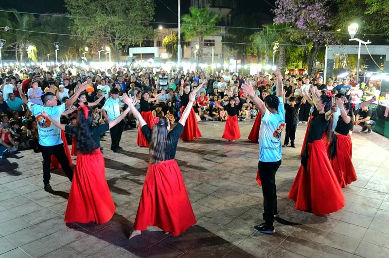 La ciudad de La Banda cerró los festejos con multitudinaria jornada cultural