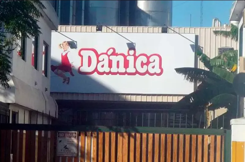 Cierre de Dánica: Dorada S.A. baja la persiana de su histórica planta y los trabajadores inician protestas
